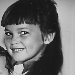 Meet your Posher, Cynthia